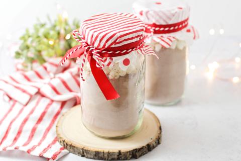 Picture of hot chocolate in a jar